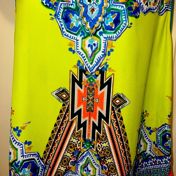 Very pretty and vibrant tank top by PEACH PUFF Medium - Picture 8 of 12